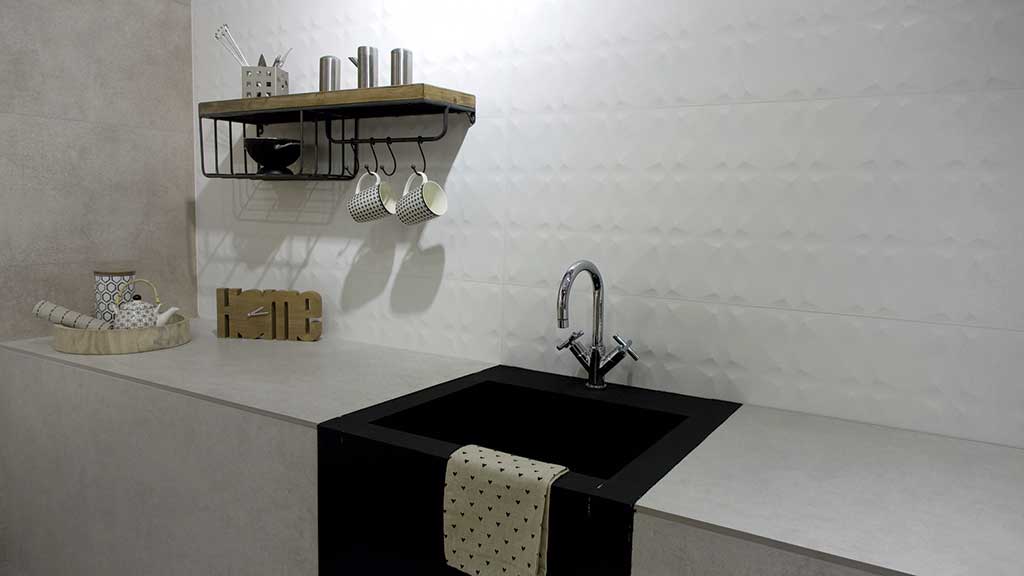 Large format white kitchen tiles White Collection