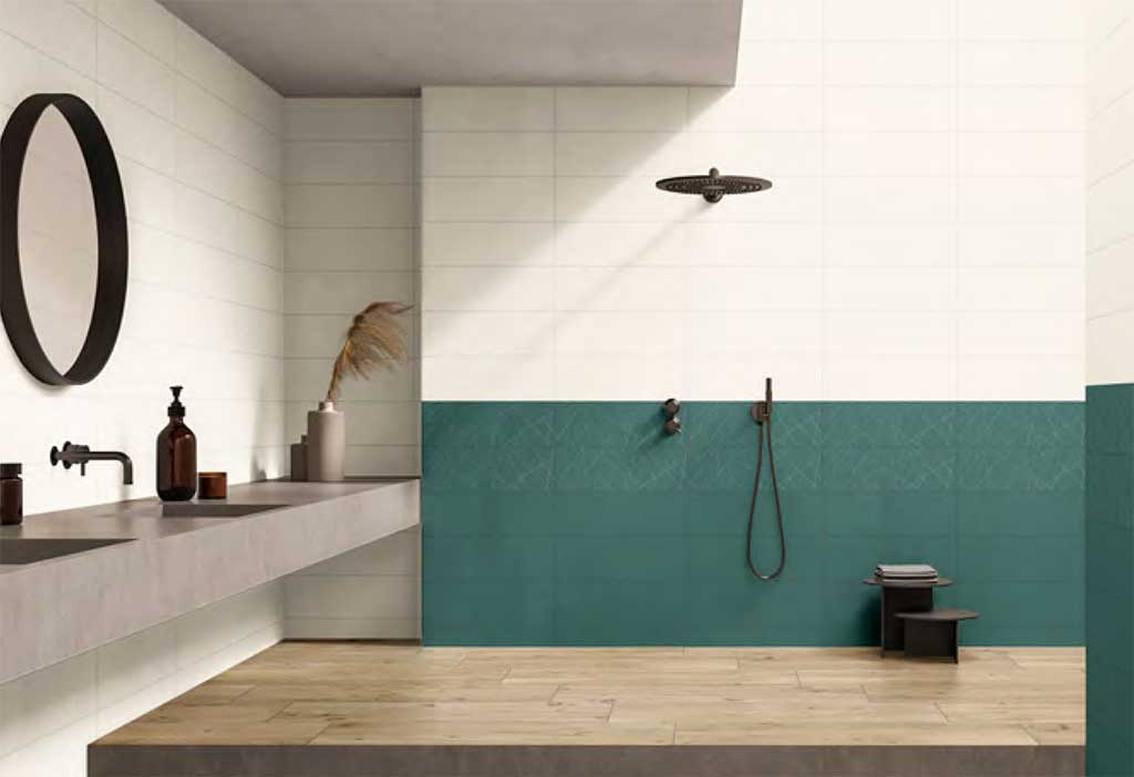Small bathrooms with imitation wood porcelain tile flooring: AZTECA, Barrica Collection