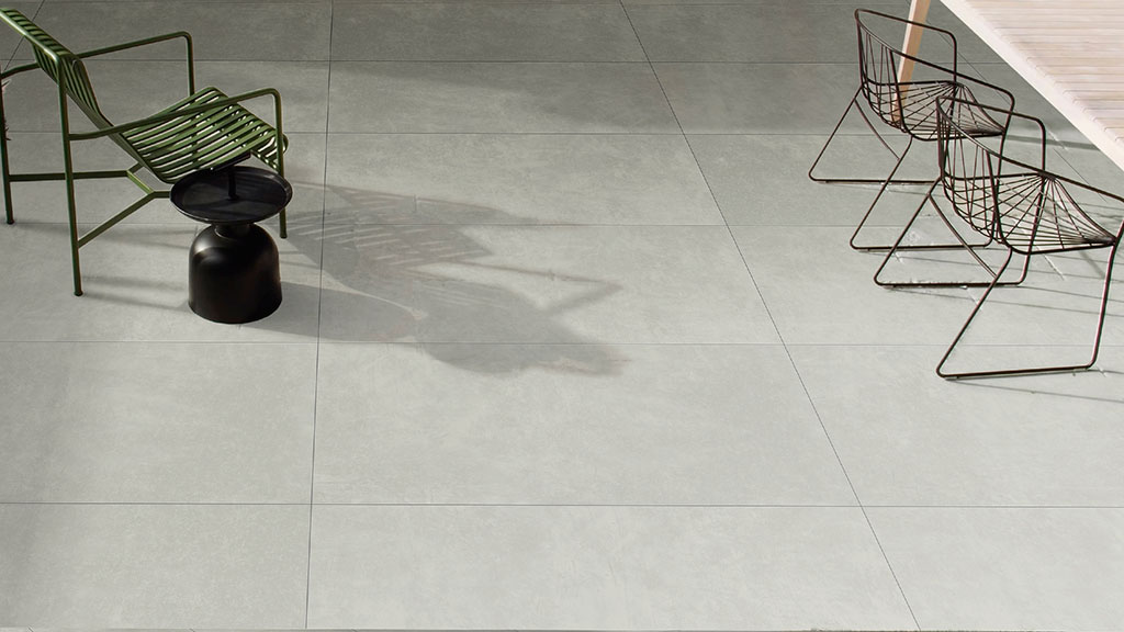 Pavimento en porcelánico con azulejos gran formato: AZTECA, Colección Cement