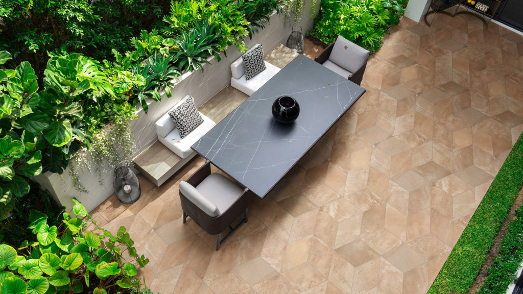 Argille Collection by Azteca. Outdoor ceramics: outdoor dining room